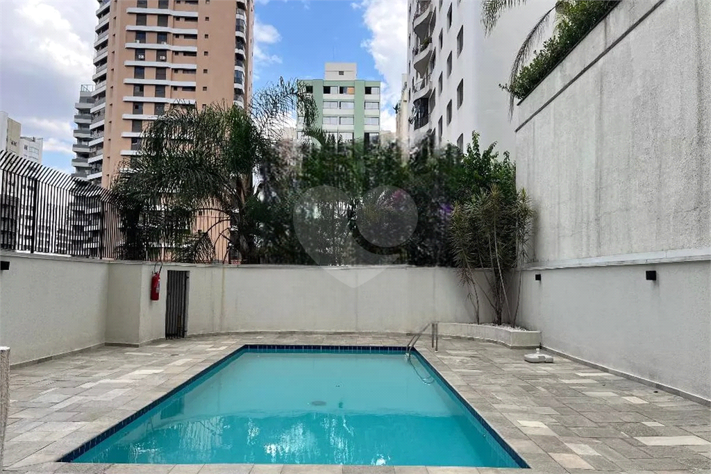 Apartamento à venda com 68m², 3 quartos e 1 vaga Perdizes 