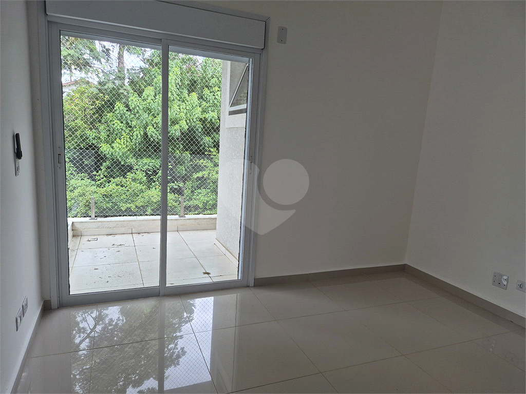 Apartamento para alugar com 3 quartos, 98m² - Foto 17