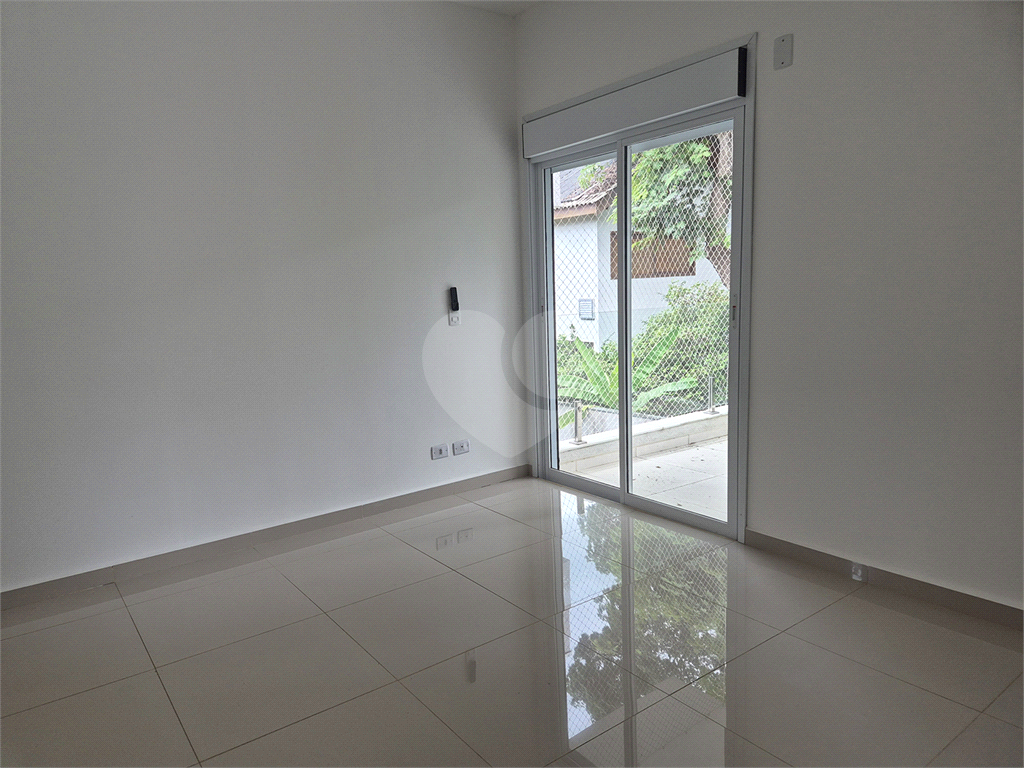 Apartamento para alugar com 3 quartos, 98m² - Foto 15