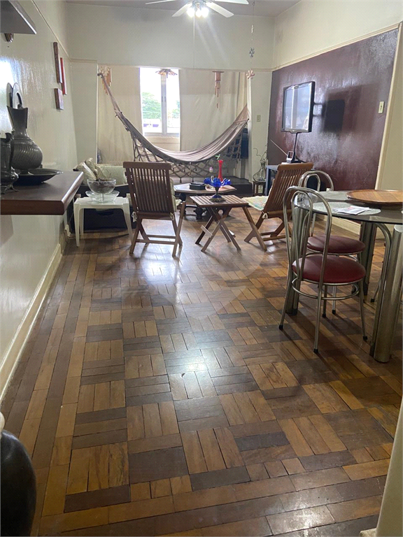 Apartamento à venda em Moema