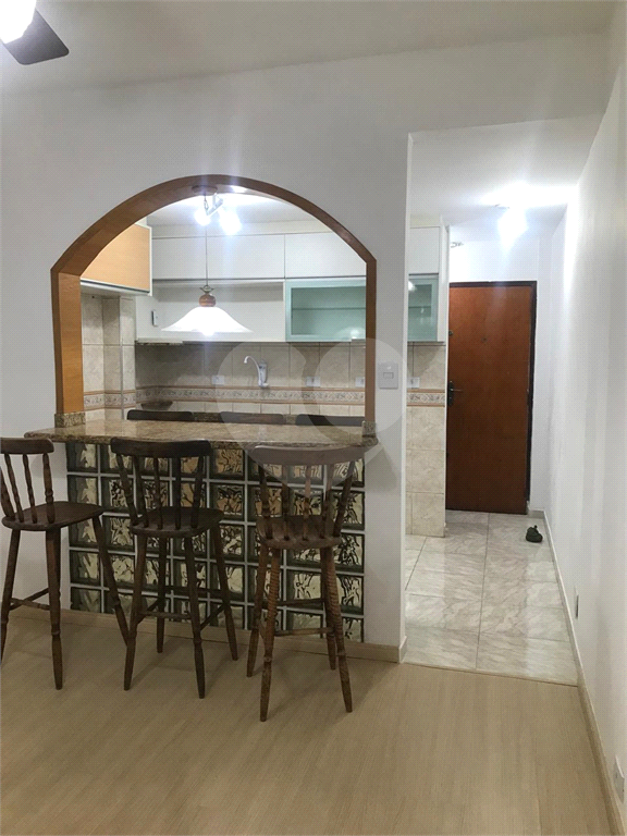 Apartamento à venda com 1 quarto, 28m² - Foto 1