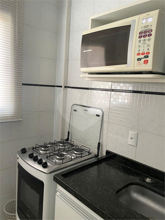 Apartamento para alugar com 1 quarto, 42m² - Foto 8