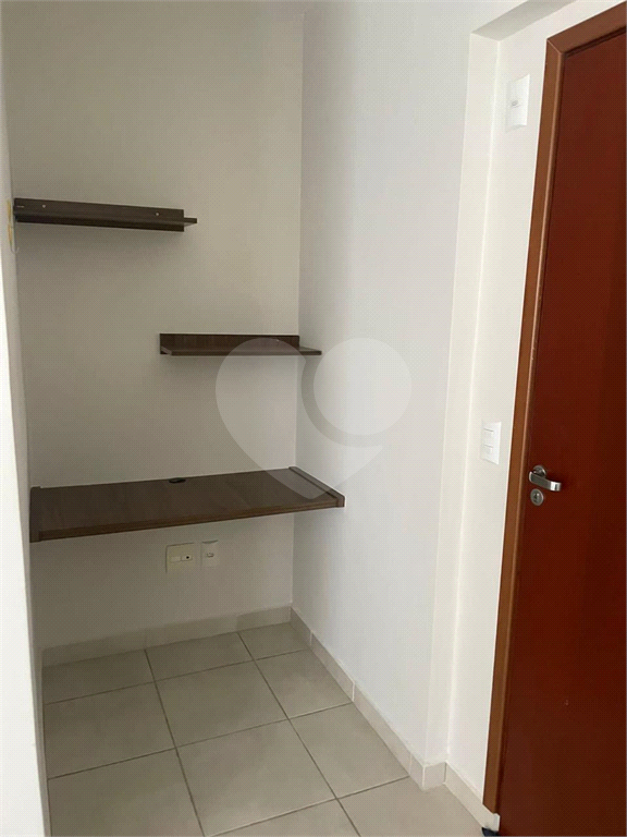 Apartamento para alugar com 1 quarto, 42m² - Foto 21