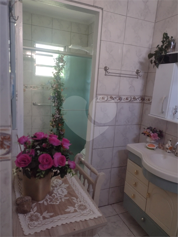 Casa com 2 dorm. à venda no Jardim Luiza 