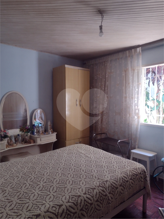 Casa com 2 dorm. à venda no Jardim Luiza 