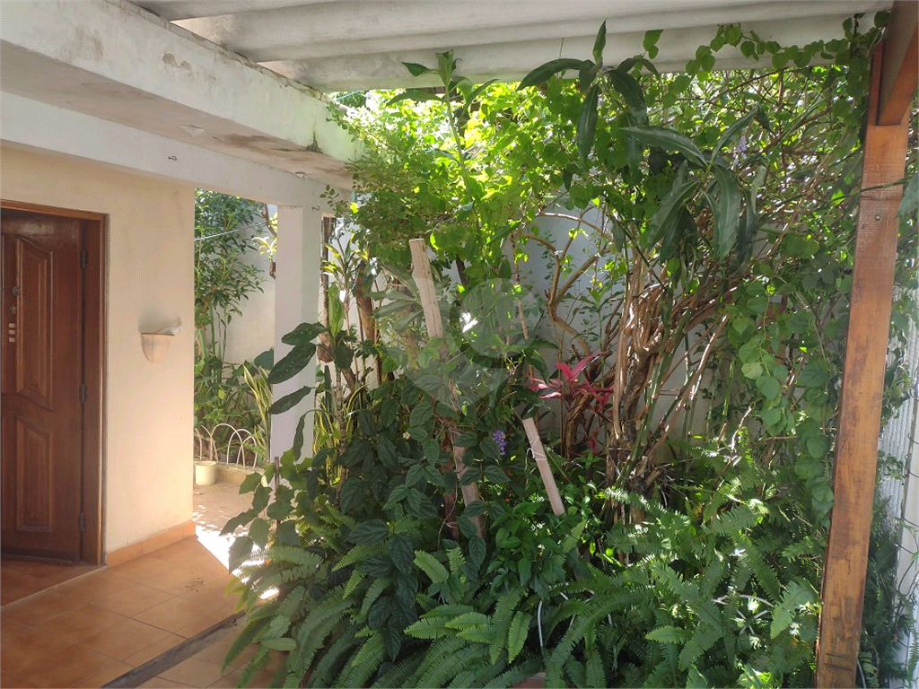 Casa com 2 dorm. à venda no Jardim Luiza 