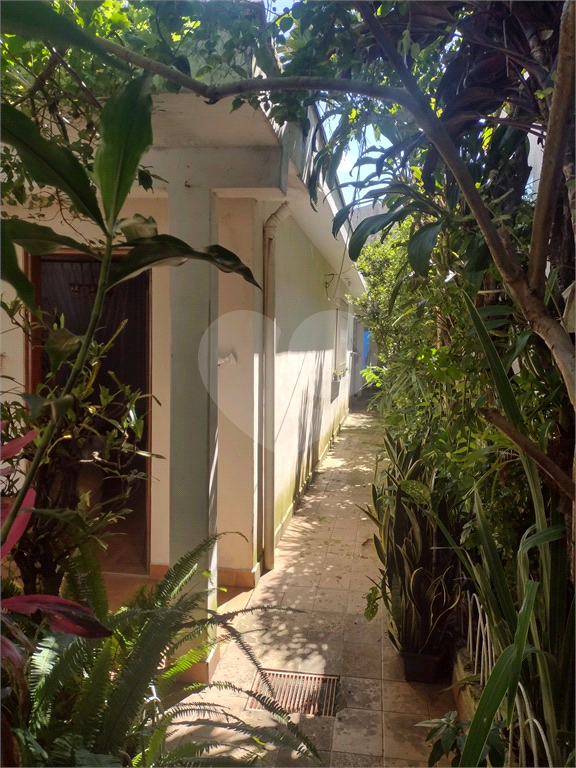 Casa com 2 dorm. à venda no Jardim Luiza 
