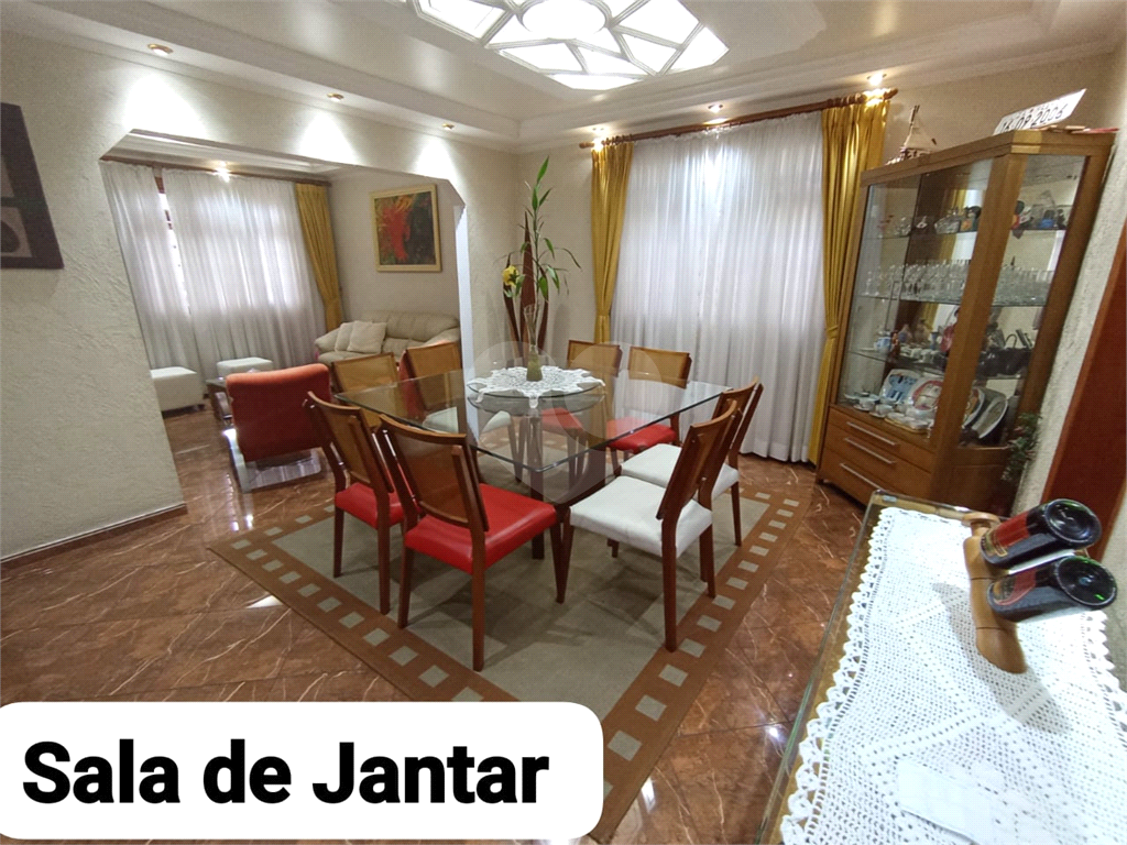 Casa em Condomínio Fechado –  Santana