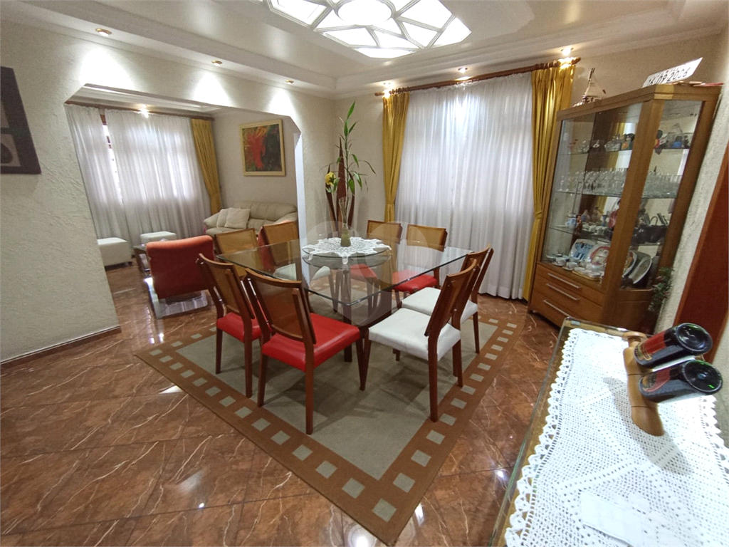 Casa em Condomínio Fechado –  Santana