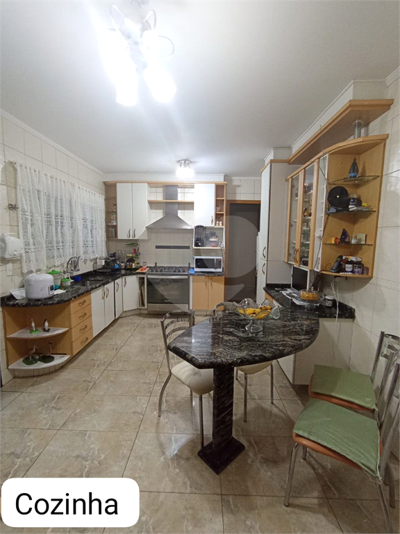 Casa em Condomínio Fechado –  Santana