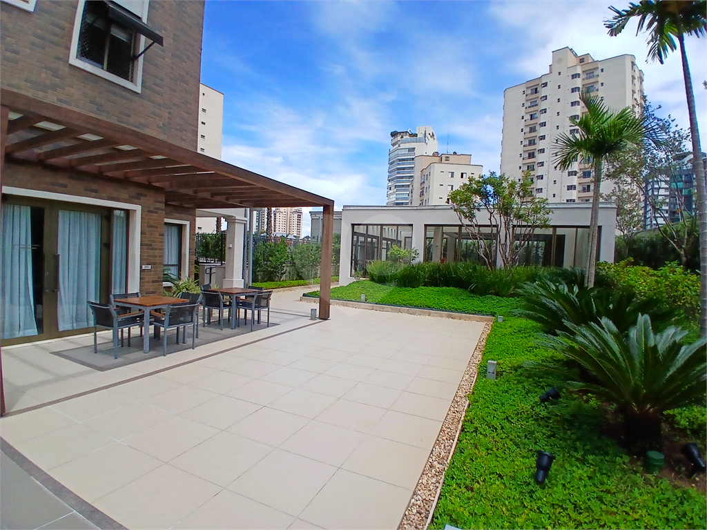 APARTAMENTO em SANTANA