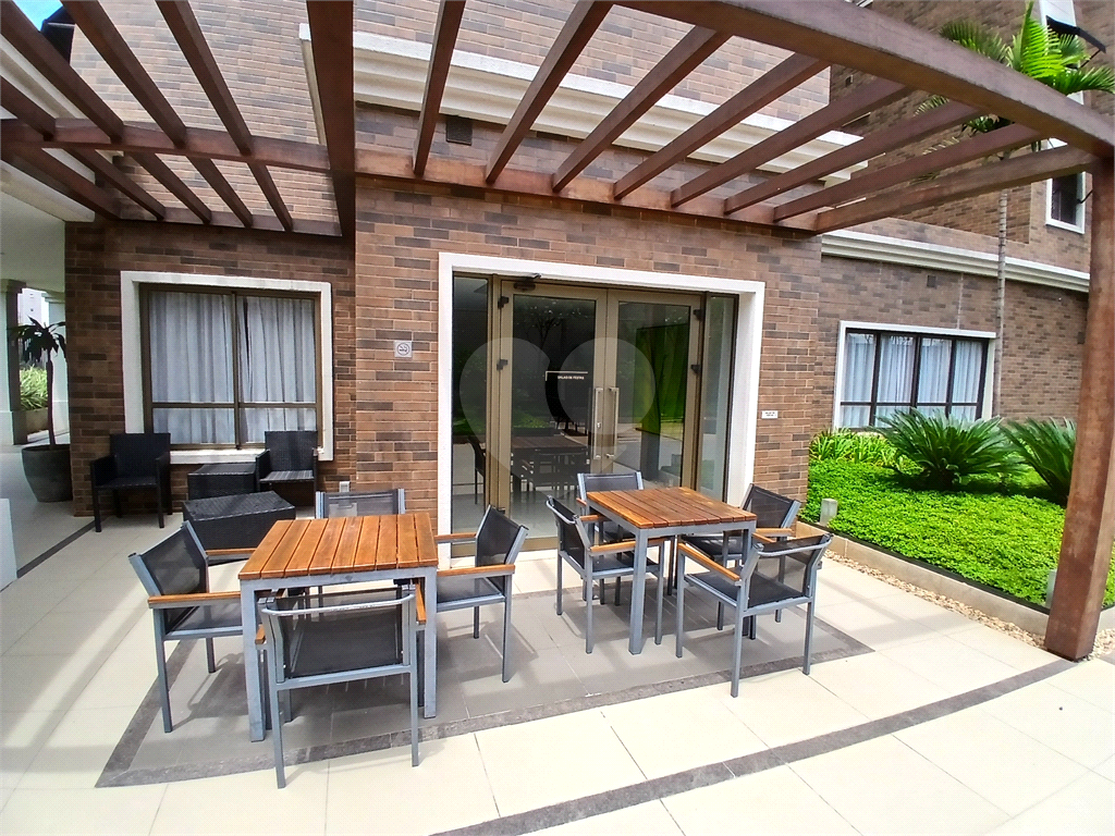 APARTAMENTO em SANTANA