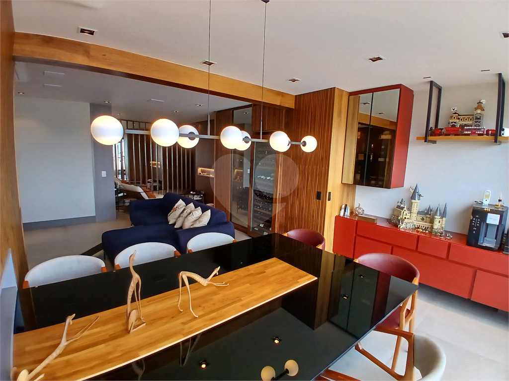 APARTAMENTO em SANTANA