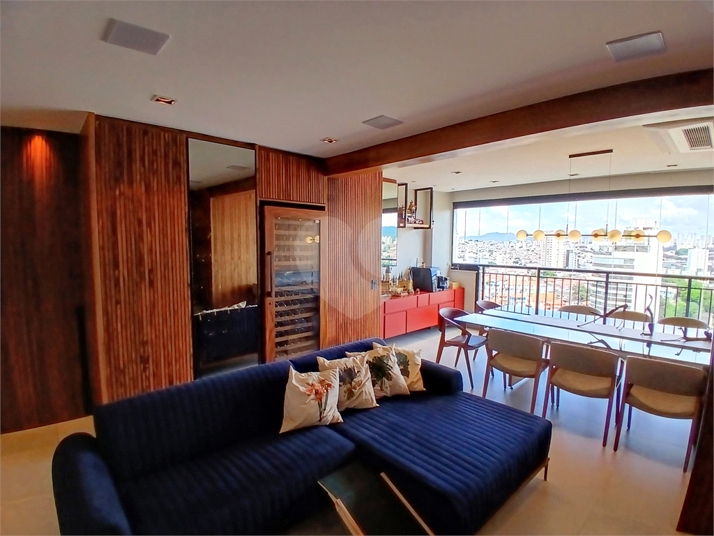 APARTAMENTO em SANTANA