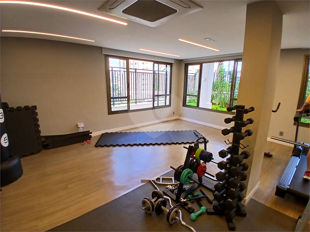 APARTAMENTO em SANTANA