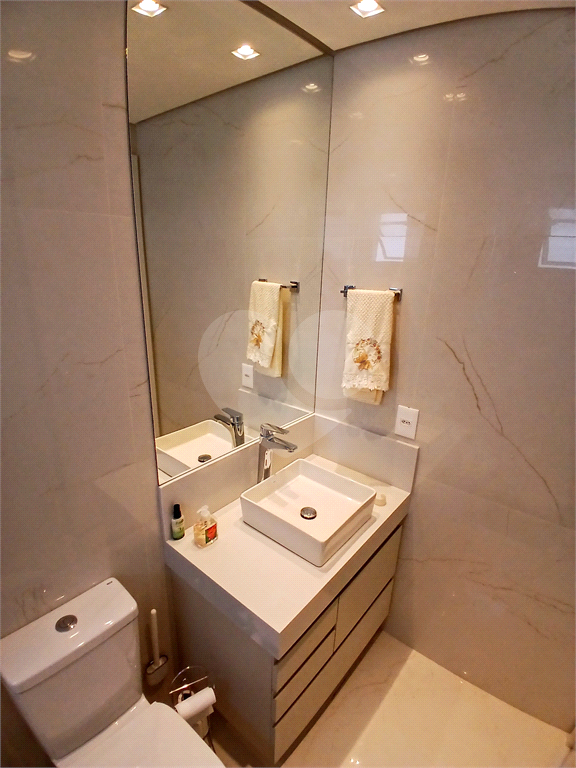 APARTAMENTO em SANTANA