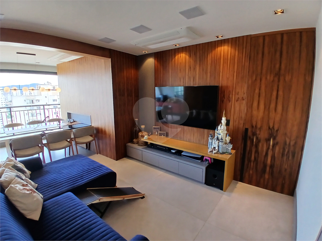 APARTAMENTO em SANTANA