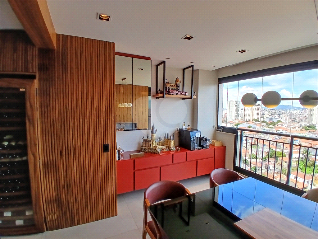APARTAMENTO em SANTANA