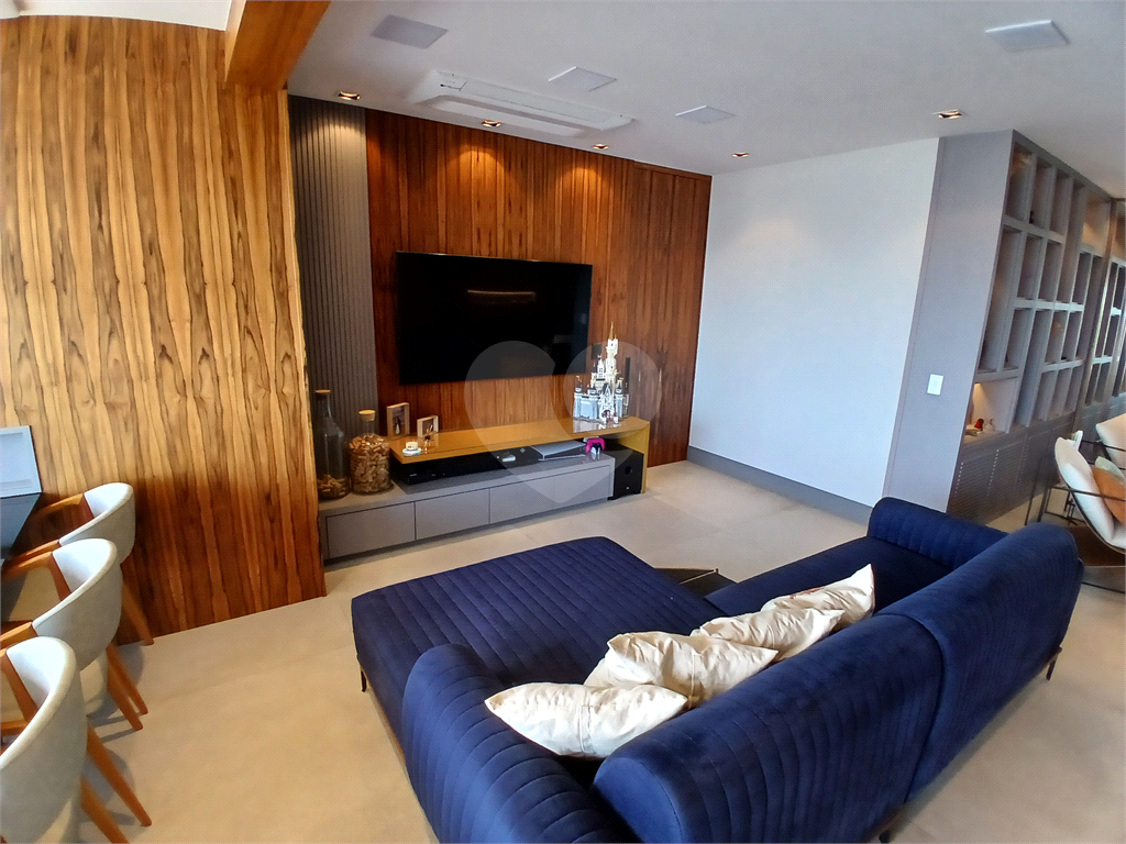 APARTAMENTO em SANTANA