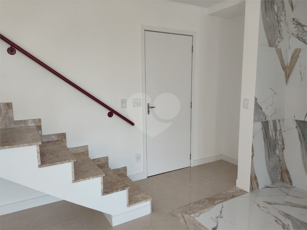 Linda Cobertura com Ofurô e Churrasqueira no Tremembé