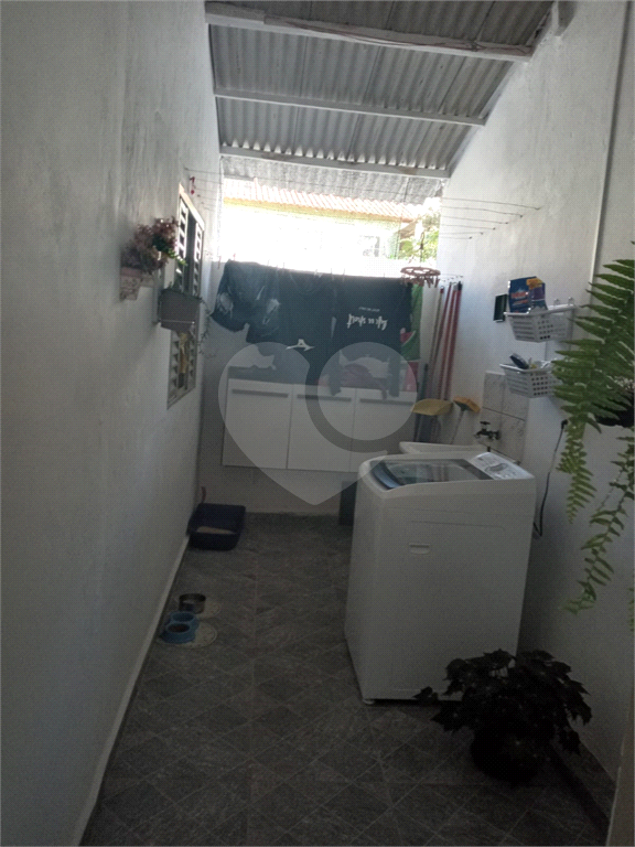 Casa à venda com 3 quartos, 180m² - Foto 4