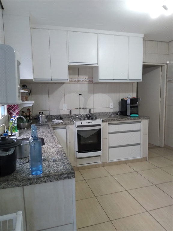 Casa à venda com 3 quartos, 180m² - Foto 10