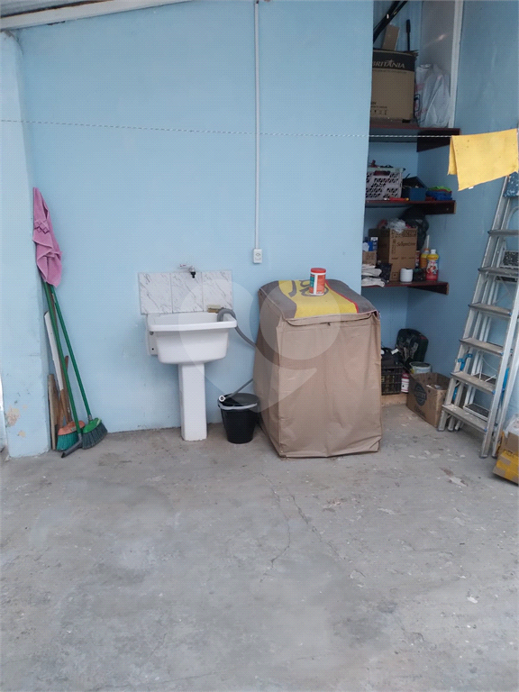 Casa à venda com 3 quartos, 180m² - Foto 11