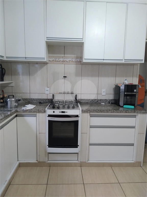 Casa à venda com 3 quartos, 180m² - Foto 16