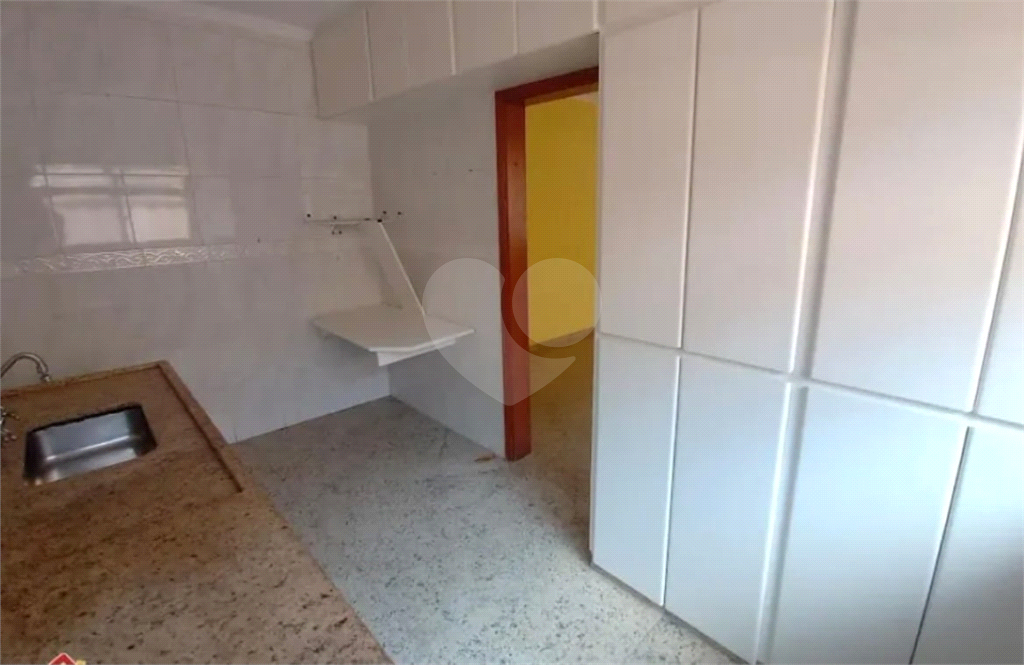 Casa à venda com 3 quartos, 210m² - Foto 29