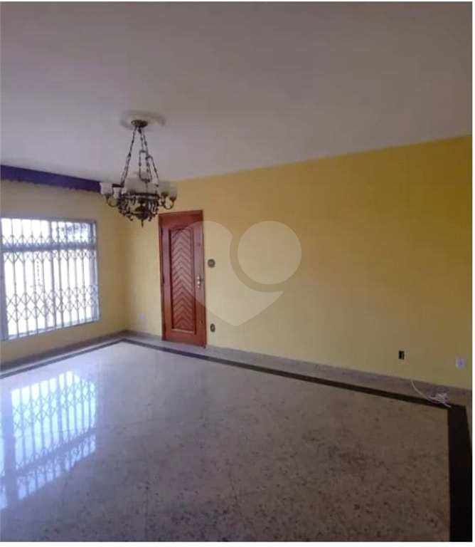 Casa à venda com 3 quartos, 210m² - Foto 5