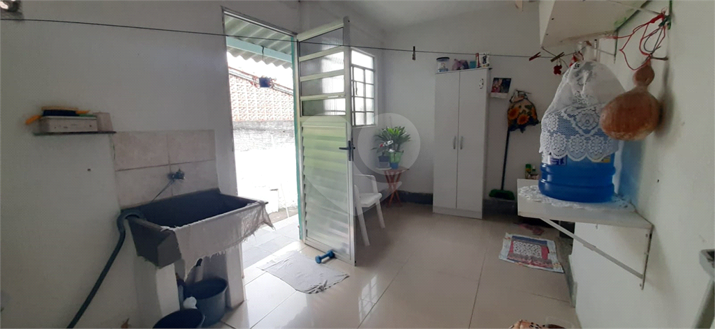 Casa à venda com 2 quartos, 66m² - Foto 17