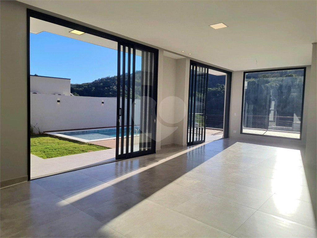 Casa à venda com 3 quartos, 279m² - Foto 20