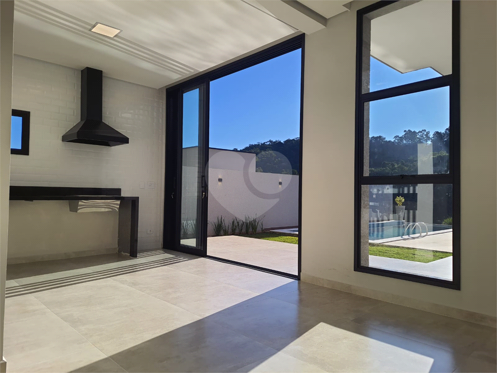 Casa à venda com 3 quartos, 279m² - Foto 28