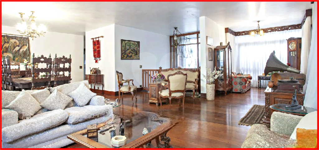 CASA em PINHEIROS