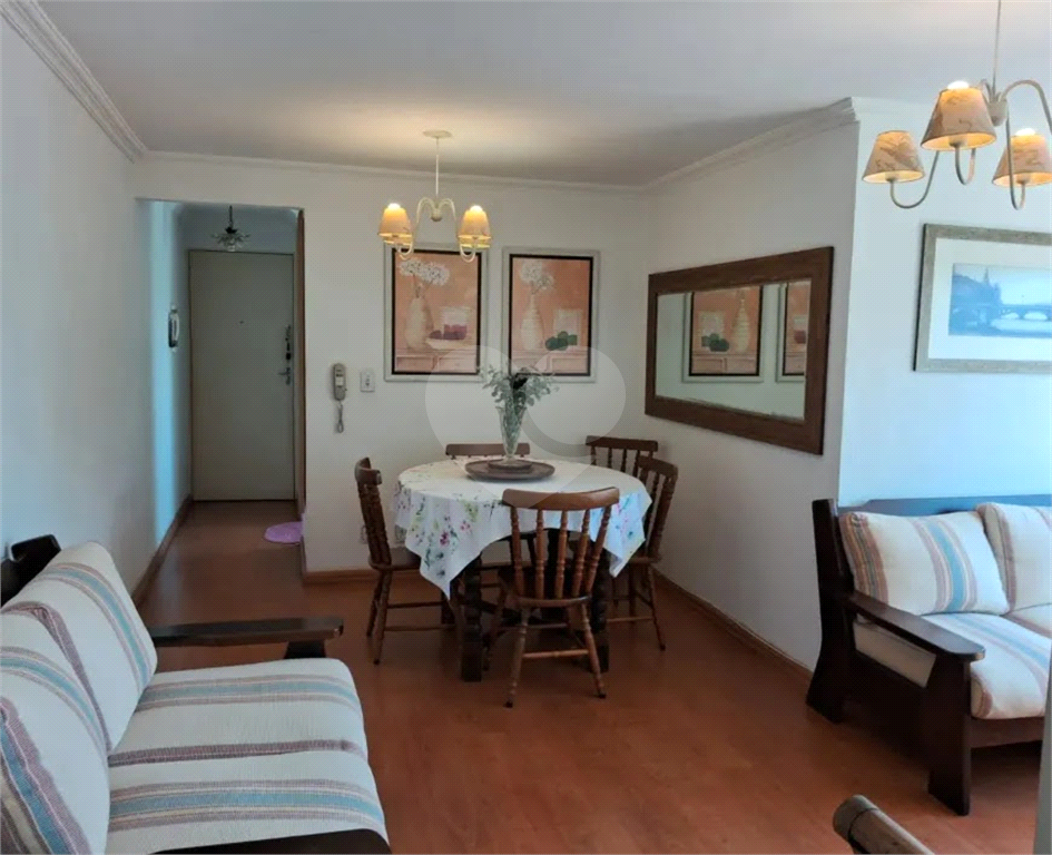 Apartamento à Venda – 93m² | 3 Dormitórios | 3 Vagas 
