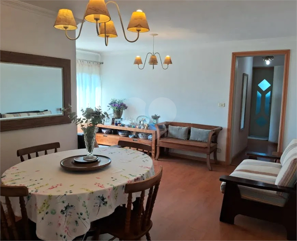 Apartamento à Venda – 93m² | 3 Dormitórios | 3 Vagas 
