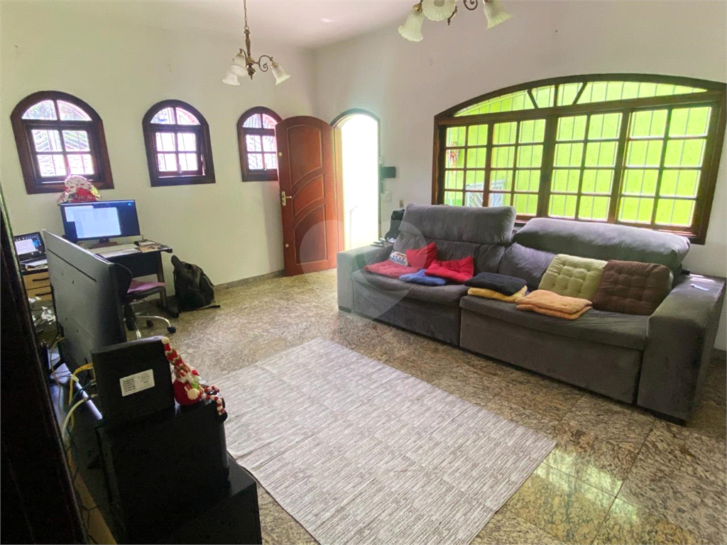 Casa com 2 Quartos e 2 banheiros Venda  e Locação 120 m²  -Vila Guedes -SP