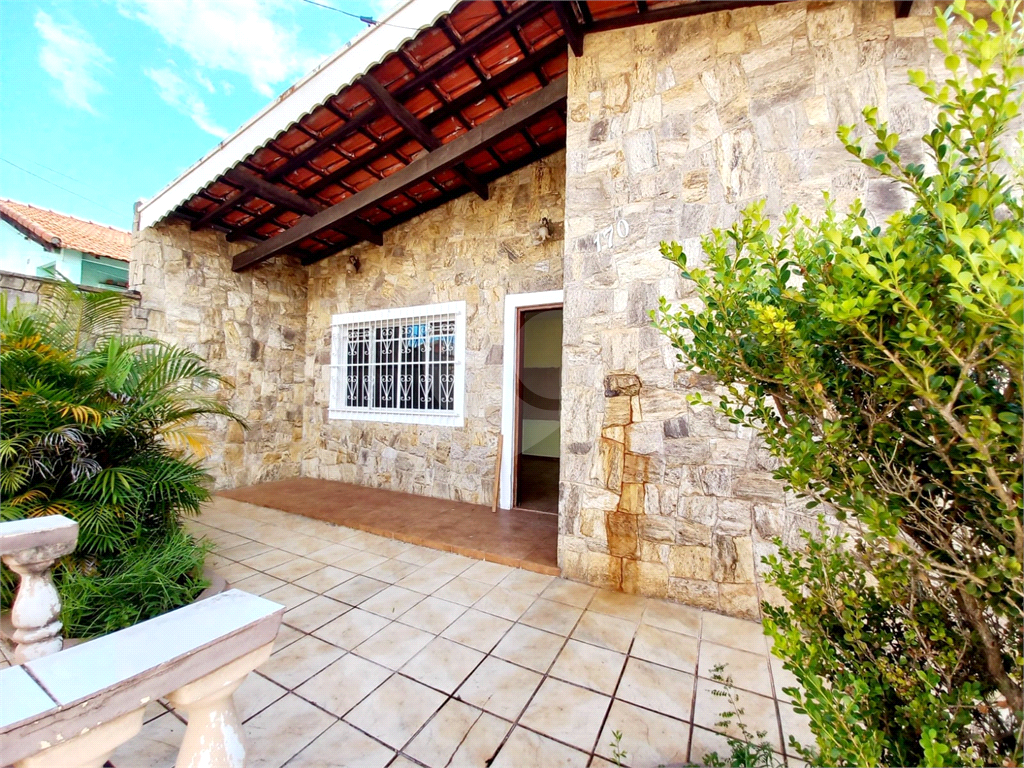 Casa à venda com 3 quartos, 134m² - Foto 3