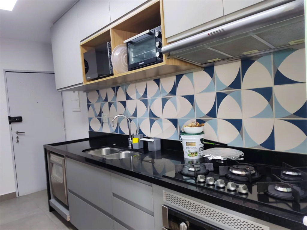 APARTAMENTO em HIGIENÓPOLIS