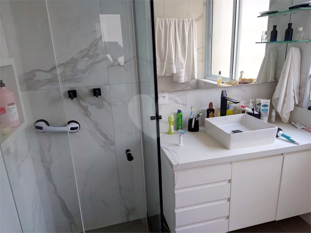 APARTAMENTO em HIGIENÓPOLIS