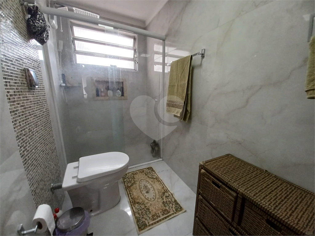 Apartamento 87 m² – Alto de Santana -3 dormitórios (sendo 1 suíte) - 2 banheiros Sala ampla para 2 ambientes Cozinha com armários planejados Lavanderia com armários
1 vaga fixa de garagem
