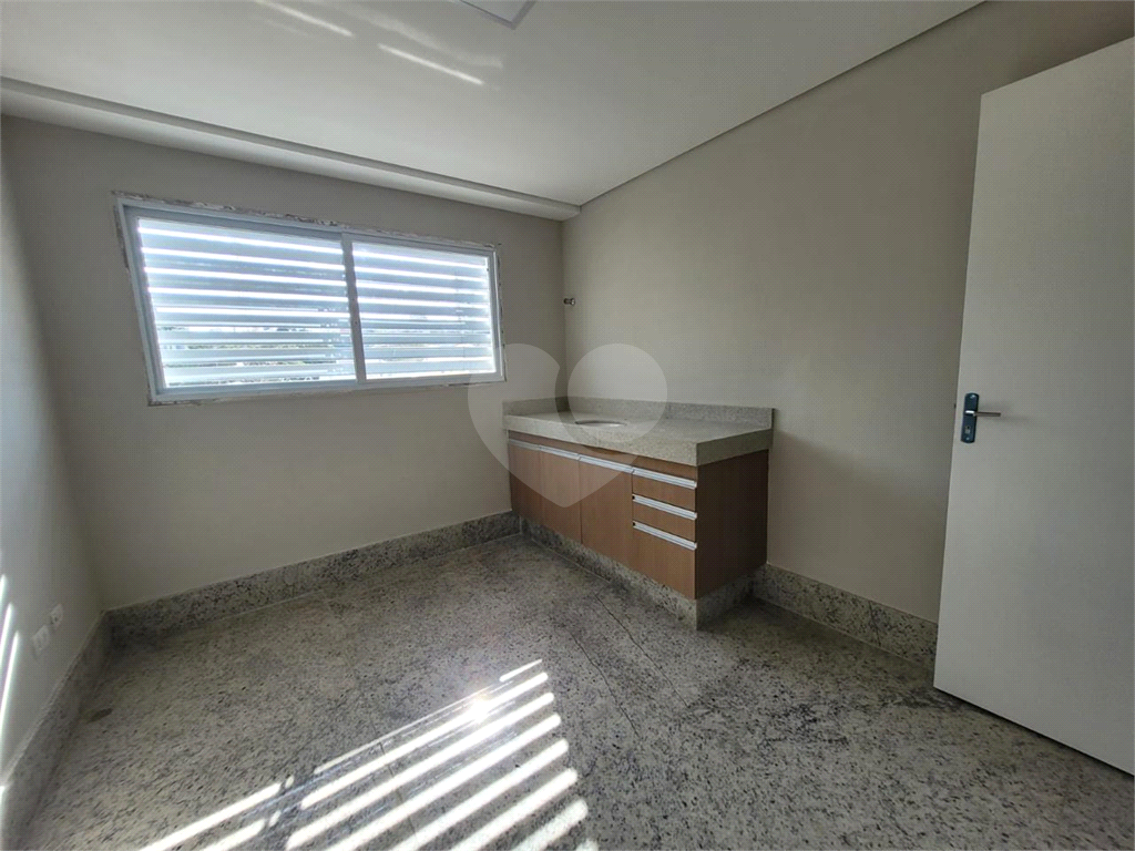 Prédio Inteiro para alugar, 1500m² - Foto 6