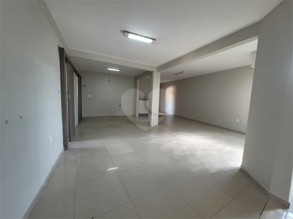 Prédio Inteiro para alugar, 1500m² - Foto 10