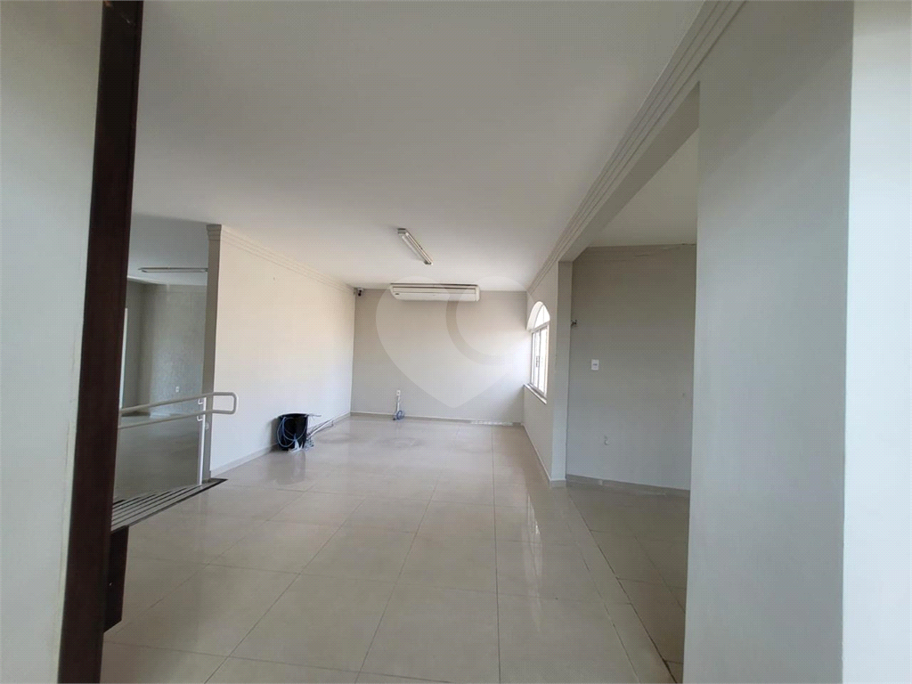 Prédio Inteiro para alugar, 1500m² - Foto 4