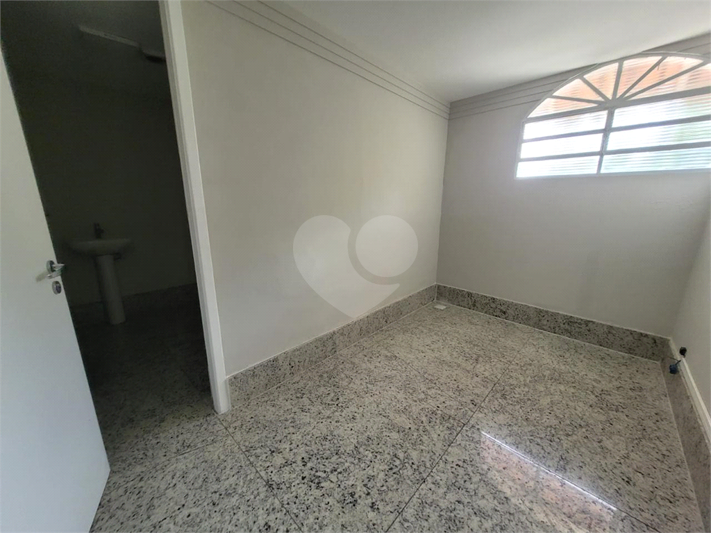 Prédio Inteiro para alugar, 1500m² - Foto 25