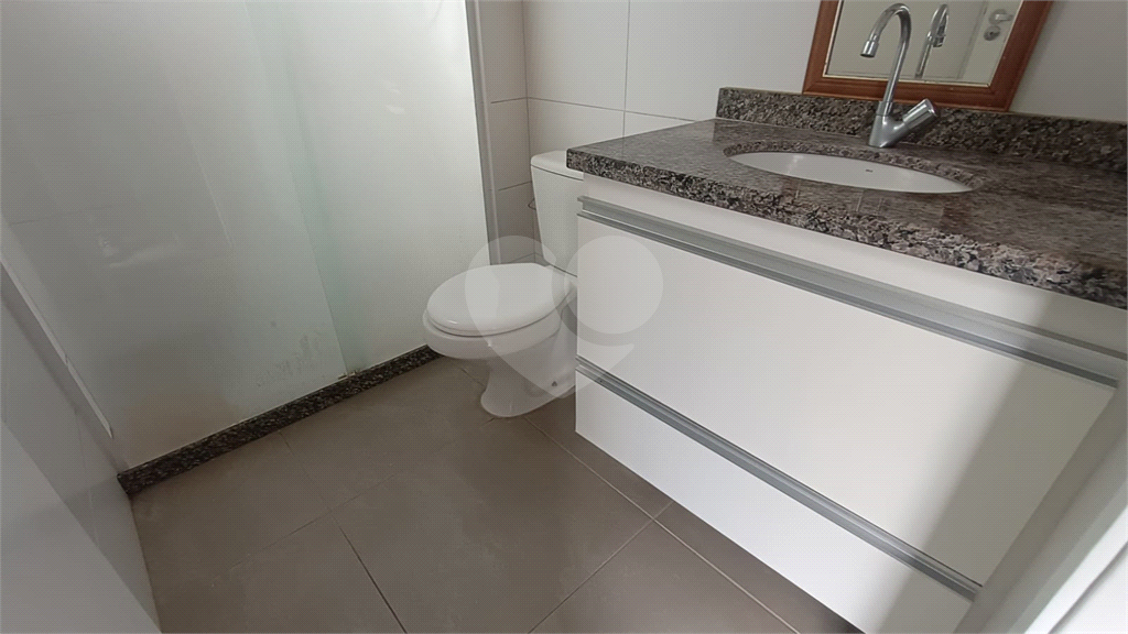 Apartamento para alugar com 3 quartos, 81m² - Foto 34