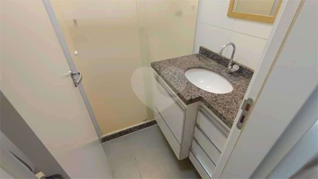 Apartamento para alugar com 3 quartos, 81m² - Foto 22