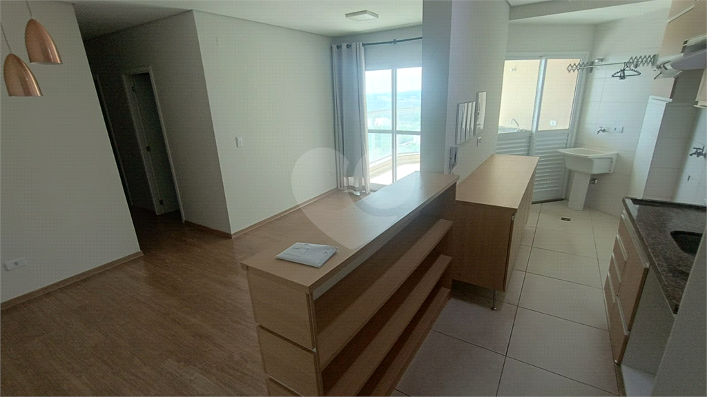 Apartamento para alugar com 3 quartos, 81m² - Foto 5