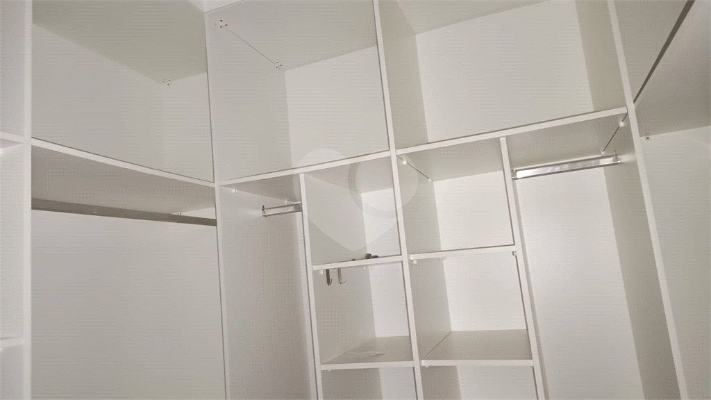 Apartamento para alugar com 3 quartos, 81m² - Foto 33