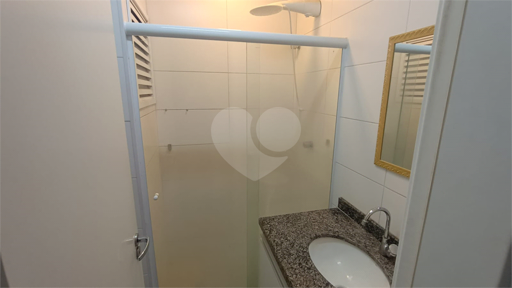 Apartamento para alugar com 3 quartos, 81m² - Foto 29